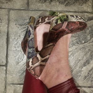 Vegan Thick Heel Platform Pumps